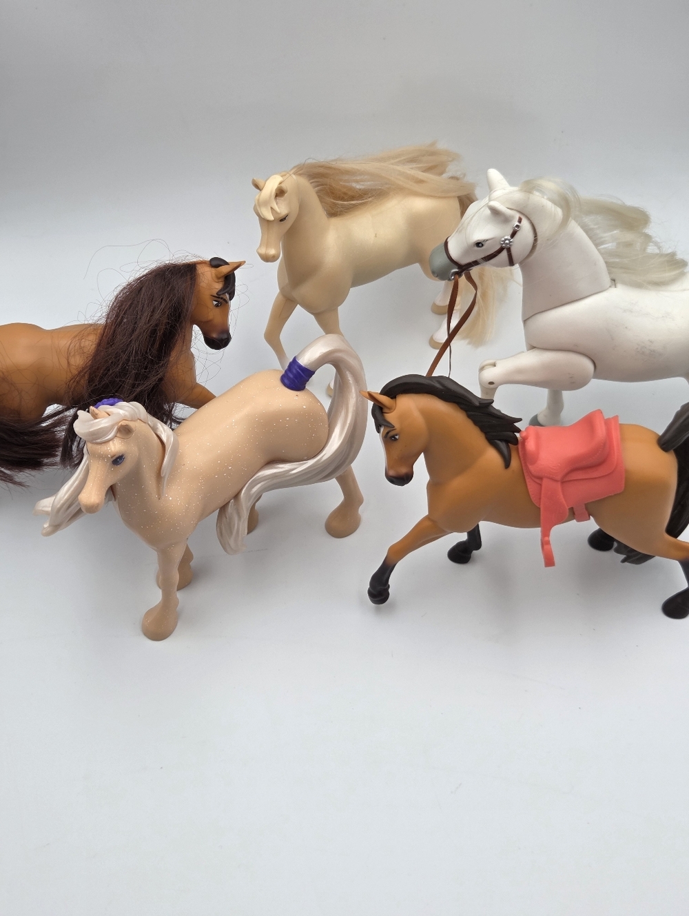 Lot of 2 DreamWorks Spirit Riding Free 6 1/2" Horses 2017-2019 +3 Other Horses - Picture 7 of 10